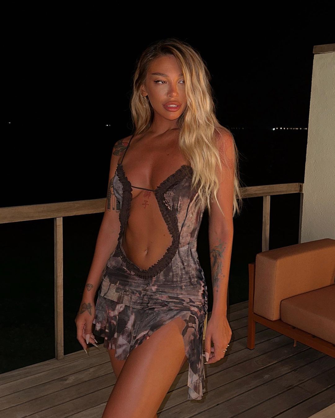 Cum arata Ema Uta in costum de baie 13