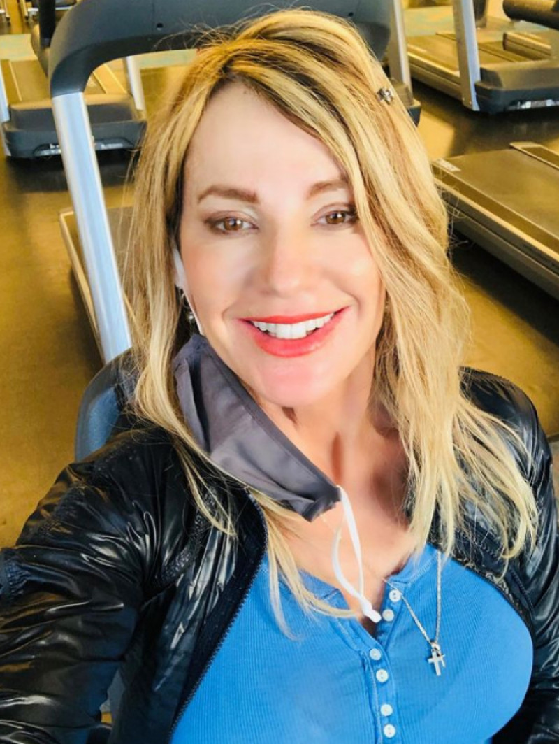 Cum arata singurul fiu al Nadiei Comaneci 26