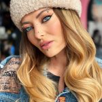 Delia, cu posteriorul la vedere pe retele sociale 14