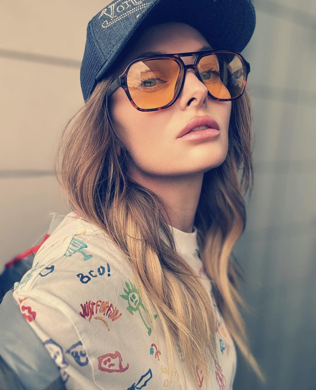 Delia, cu posteriorul la vedere pe retele sociale 1