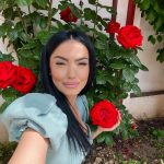 Fotografii rare cu Andreea Mantea in costum de baie 16