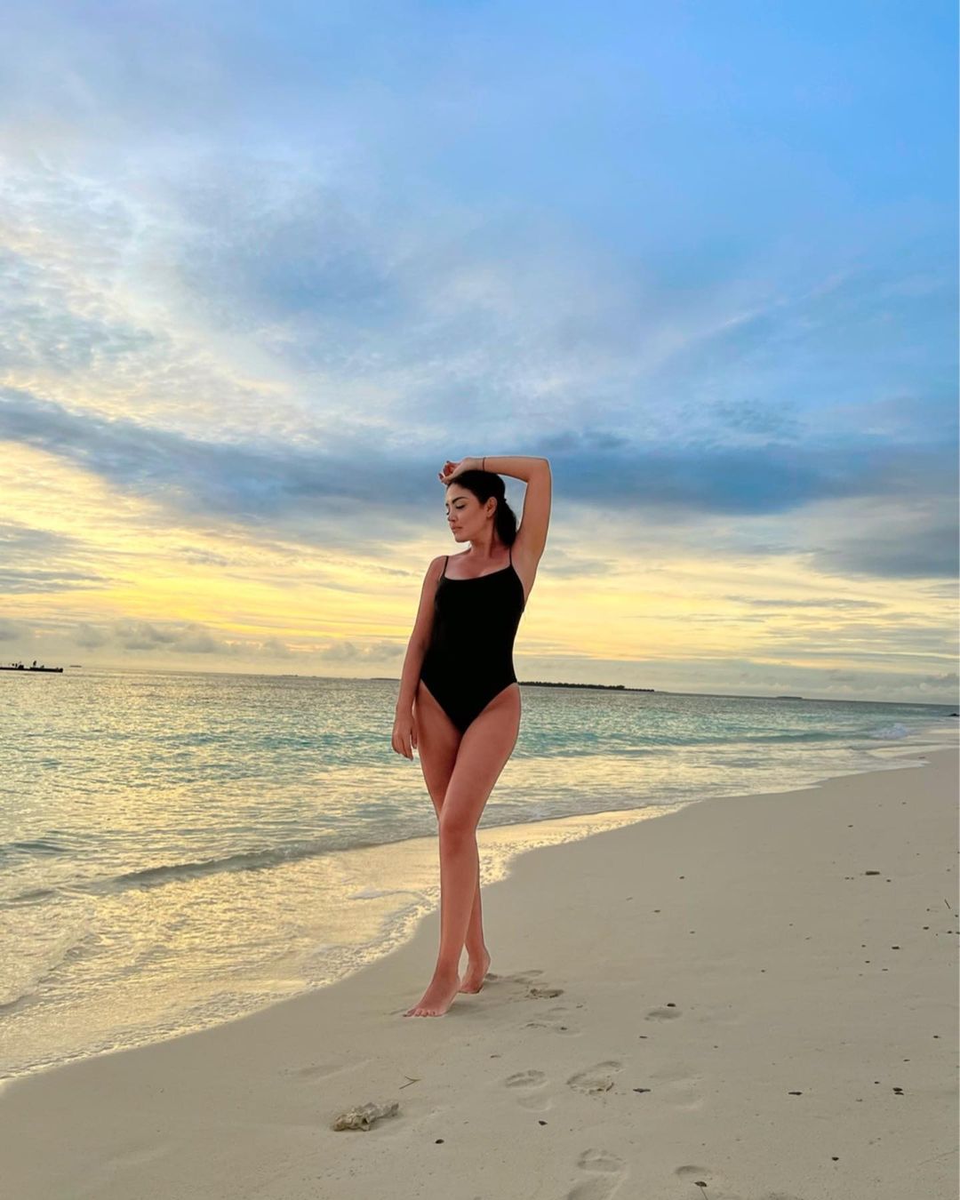 Fotografii rare cu Andreea Mantea in costum de baie 19