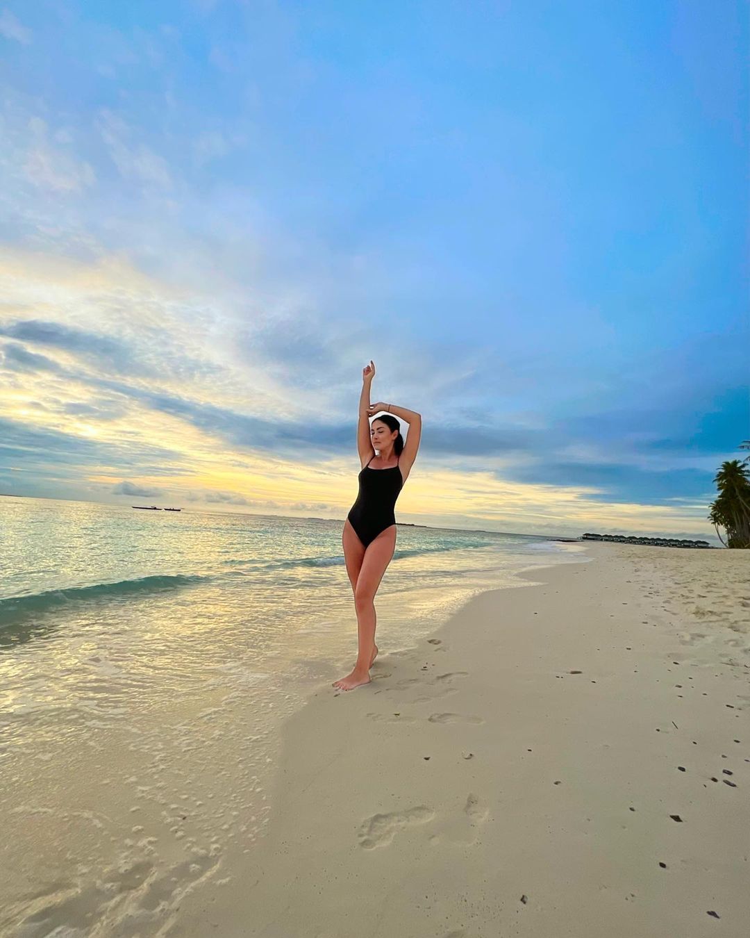 Fotografii rare cu Andreea Mantea in costum de baie 20