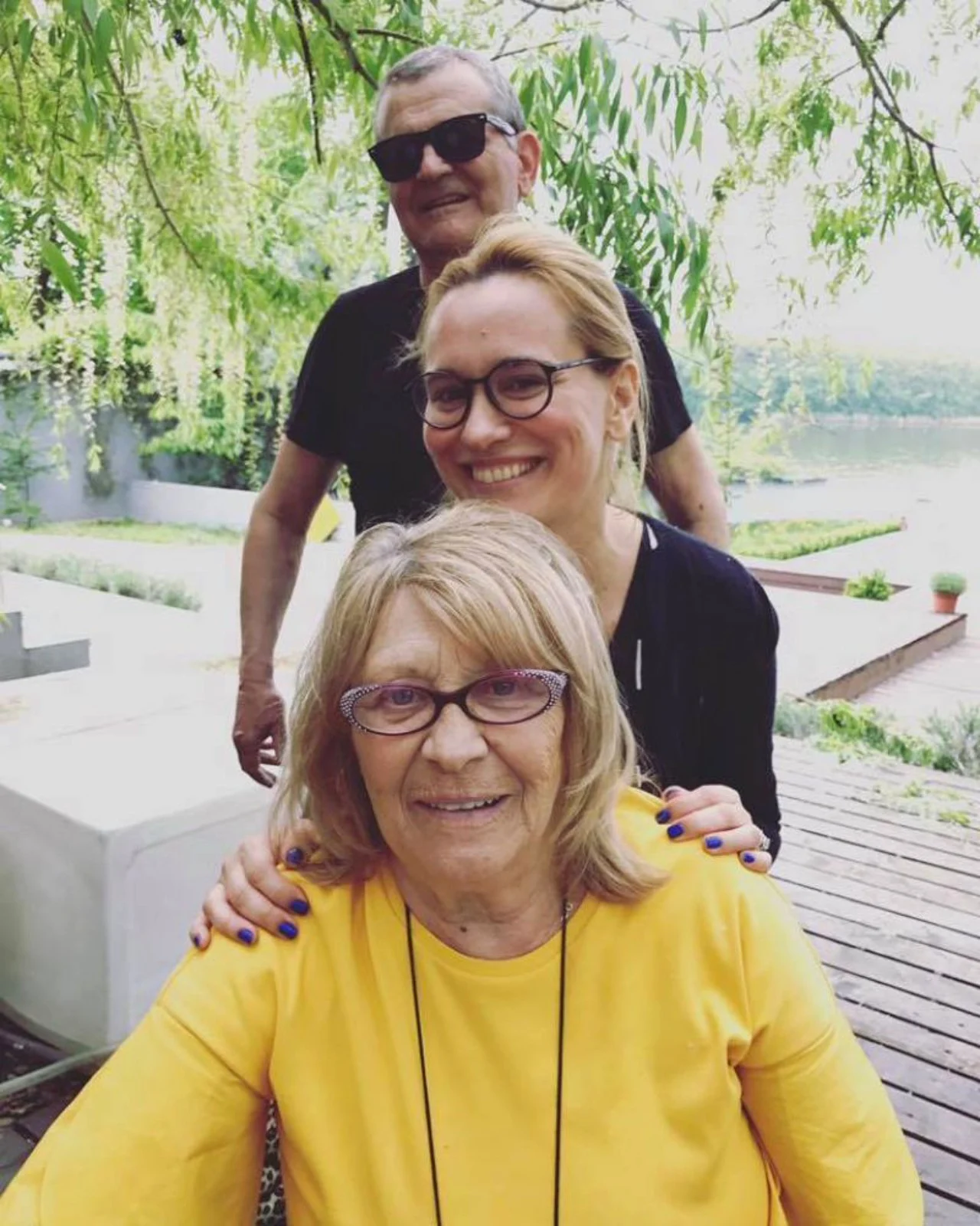 Imagini impresionante cu Andreea Esca și mama ei, din tinerețe 20