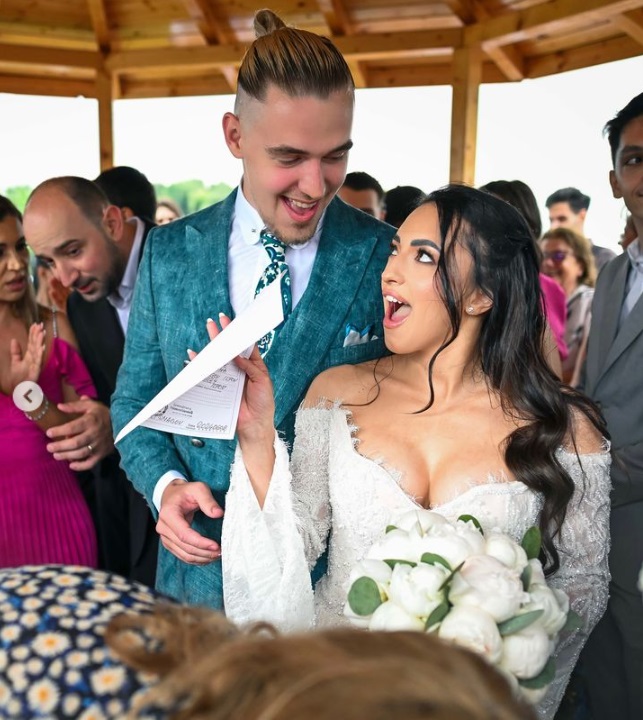 Cu ce se ocupă de fapt Cristian Chiriță, soțul Larisei Iordache.