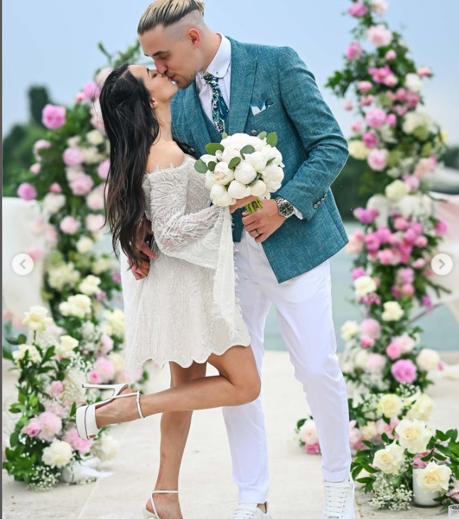 Cu ce se ocupă de fapt Cristian Chiriță, soțul Larisei Iordache.