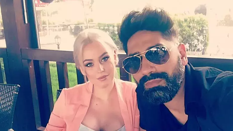 Mai locuiesc sau nu impreuna Misha si Connect-R 1