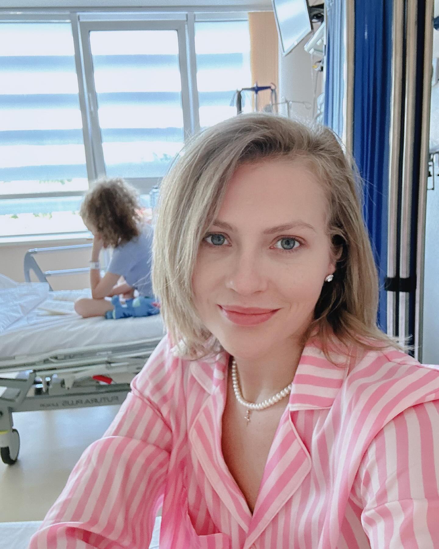 Mirela Vaida a ajuns de ugență la spital cu fiica ei5