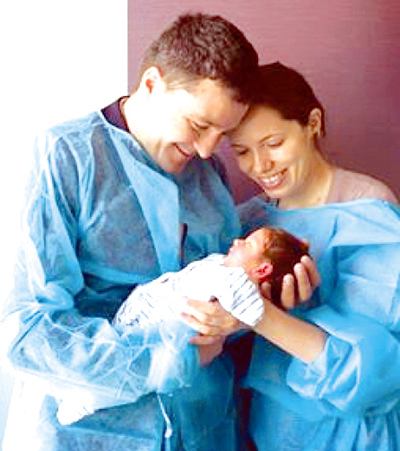 Cum și-a făcut apariția iubita lui Nicușor Dan, Mirabela Grădinaru, la vot