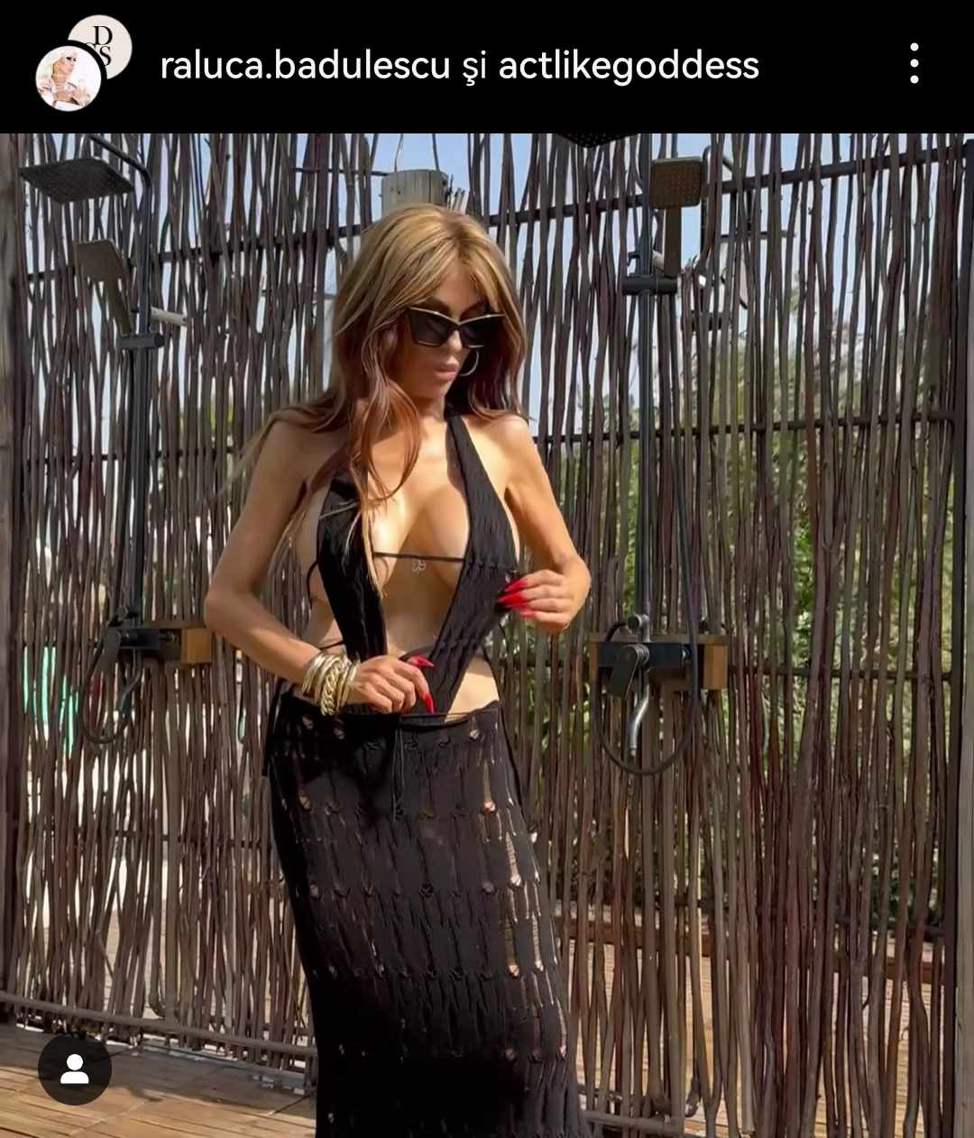 Raluca Badulescu, in cel mai ametitor decolteu pe retelele sociale 2