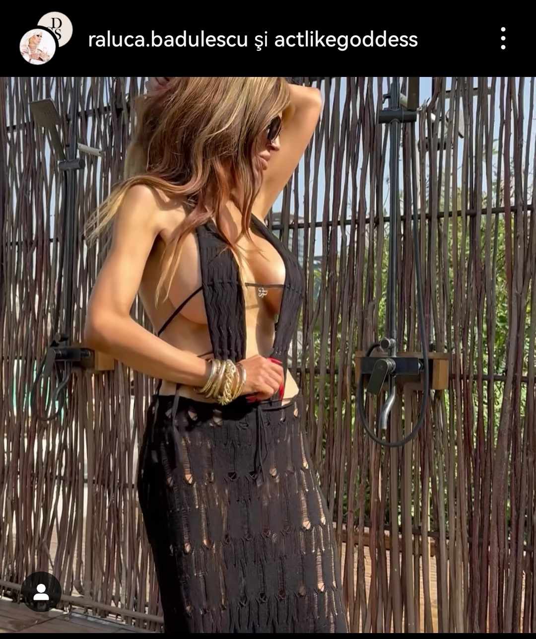 Raluca Badulescu, in cel mai ametitor decolteu pe retelele sociale 5