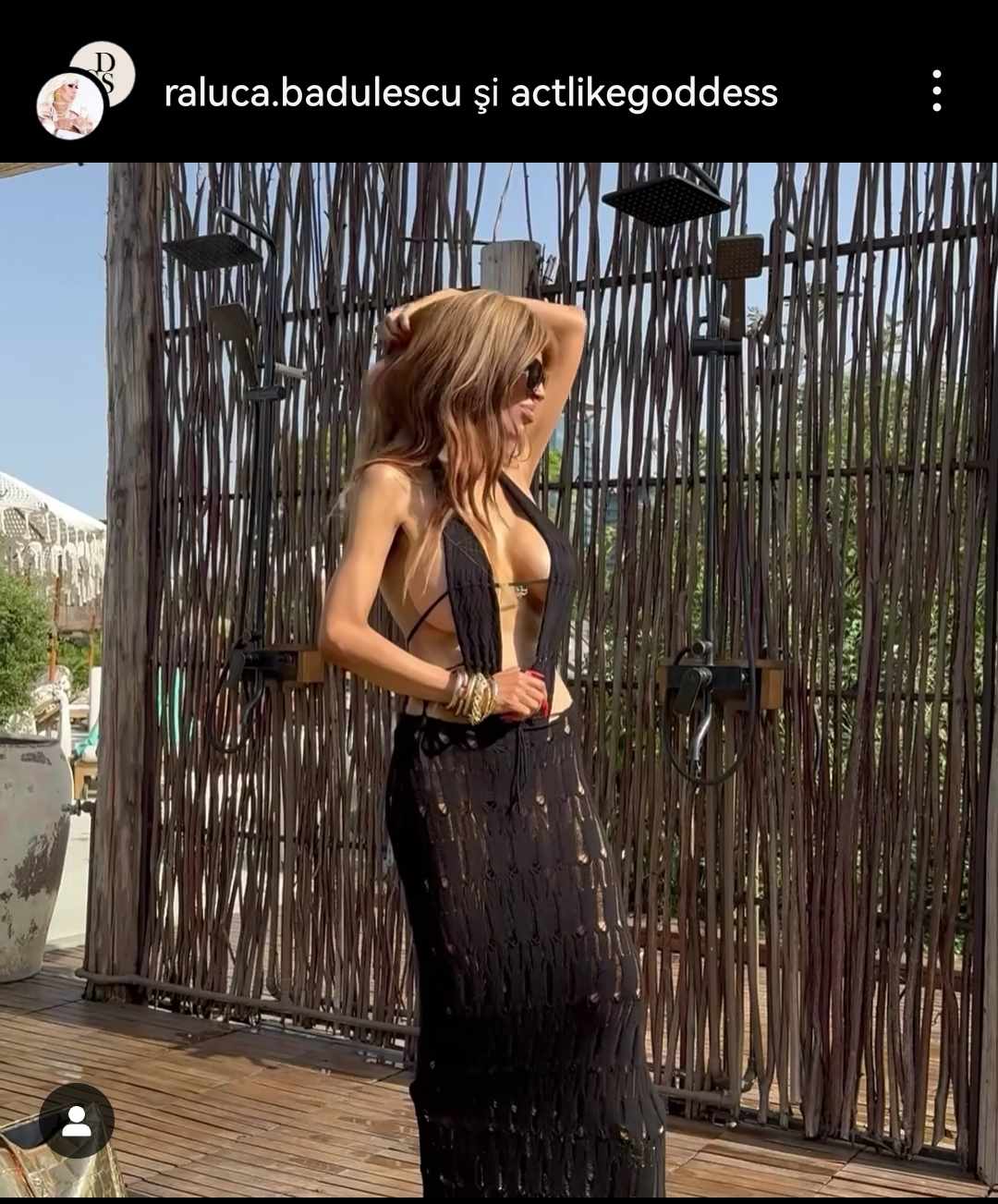 Raluca Badulescu, in cel mai ametitor decolteu pe retelele sociale 7