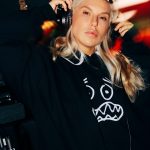 Recunosti fetita din imagine 14