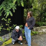 Sotia lui Justin Bieber, aparitie sexy cu burtica de gravida 7