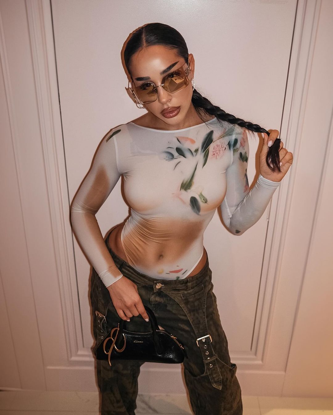 Stefania lui Speak, aparitie ravisanta pe internet 8