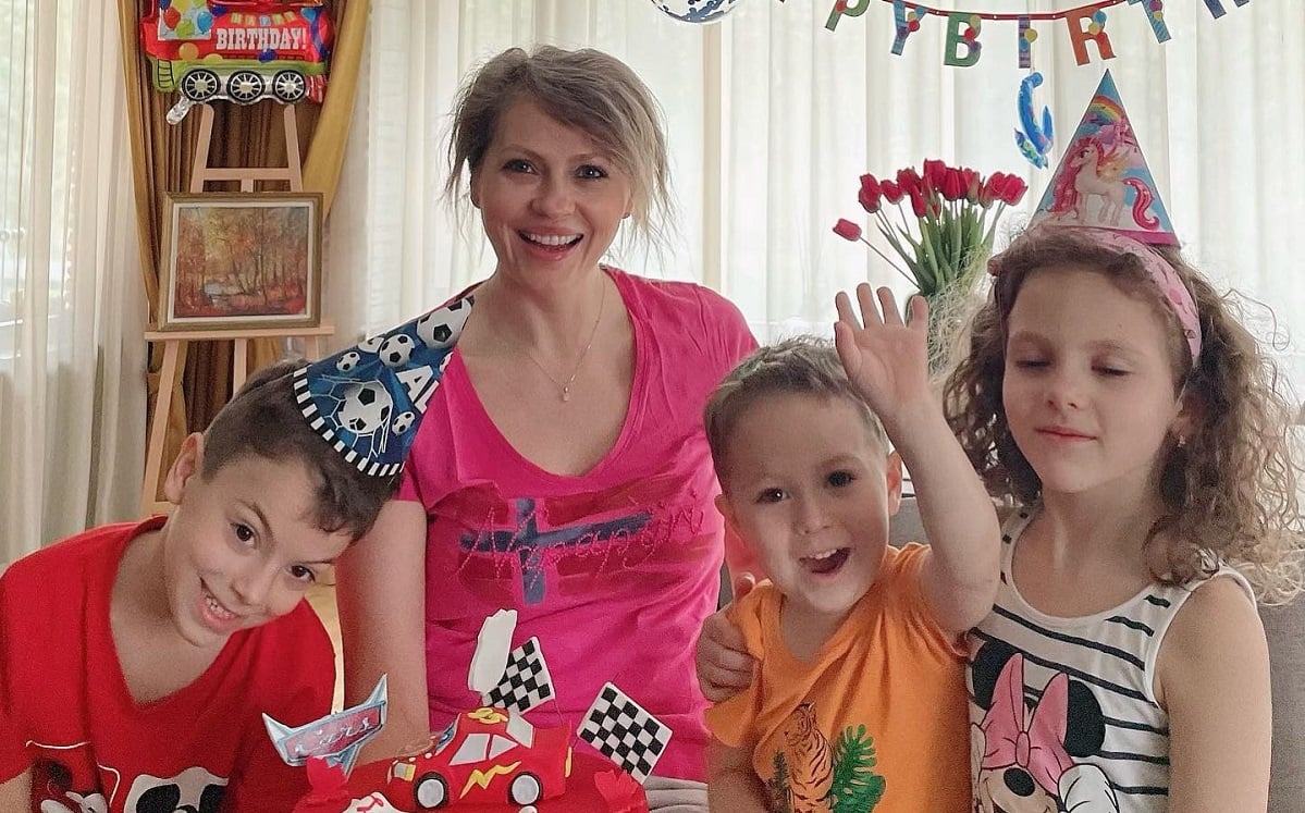 Vedetele din Romania care au cel putin 3 copii 10