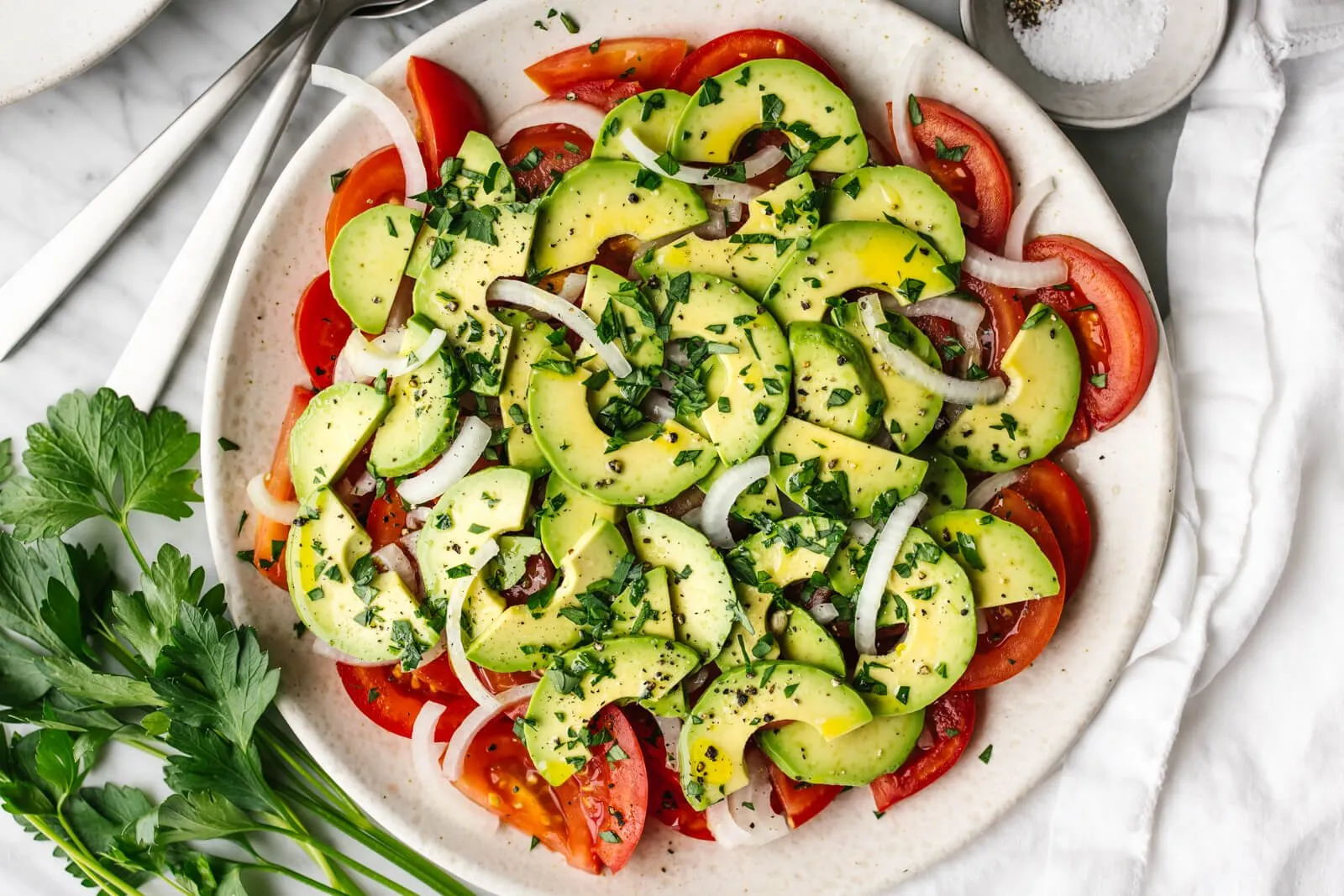 3 salate racoritoare pentru zilele toride de vara 1