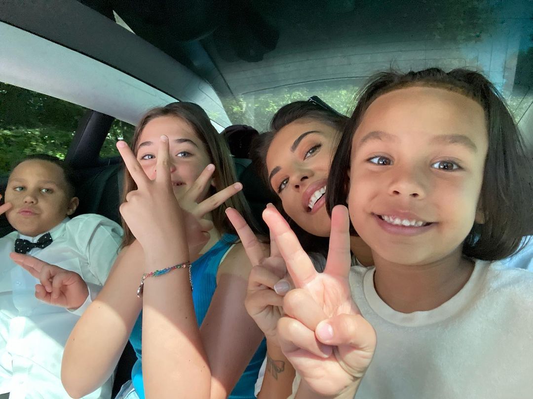 Antonia, o noua imagine adorabila cu fiica ei, Maya 1