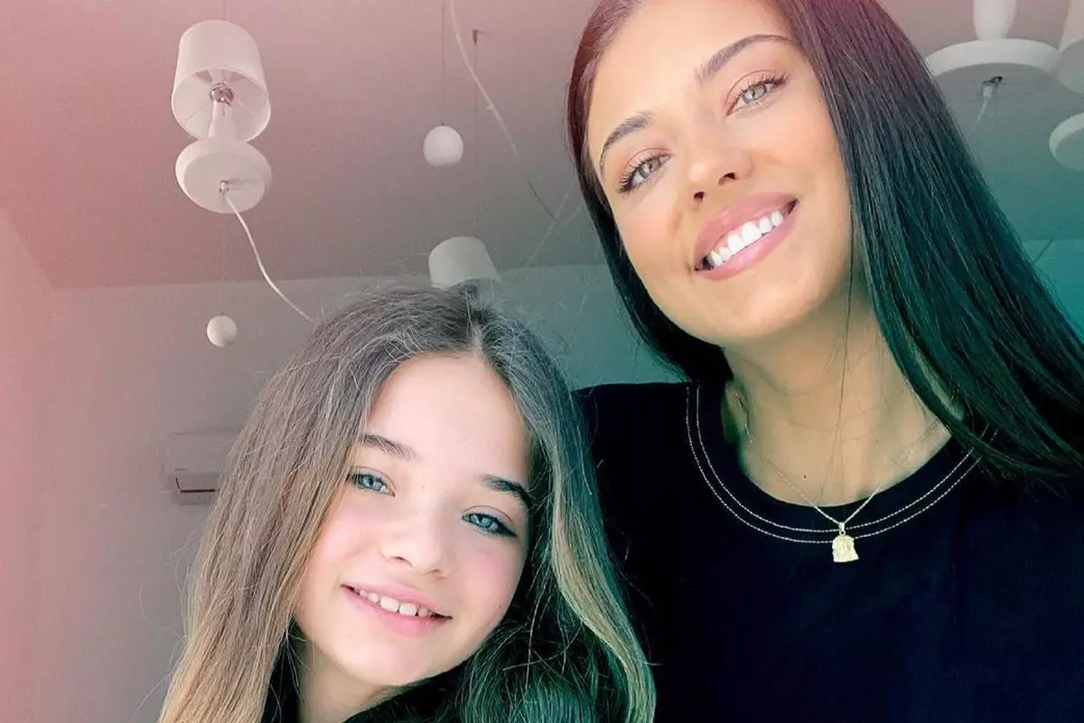 Antonia, o noua imagine adorabila cu fiica ei, Maya 5