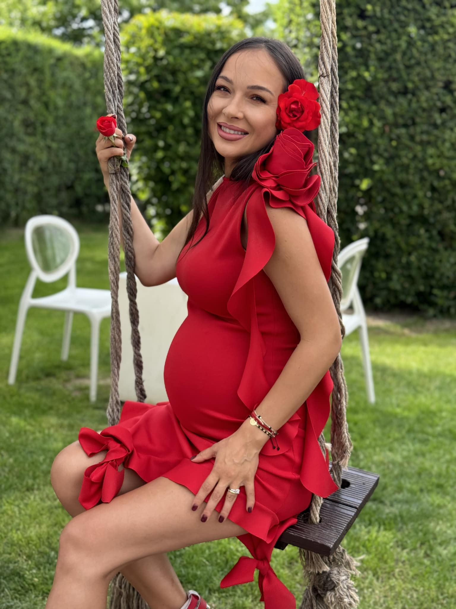 Cine sunt nasii de botez ai lui Isaia, cel de-al doilea copil al Vladutei Lupau 10