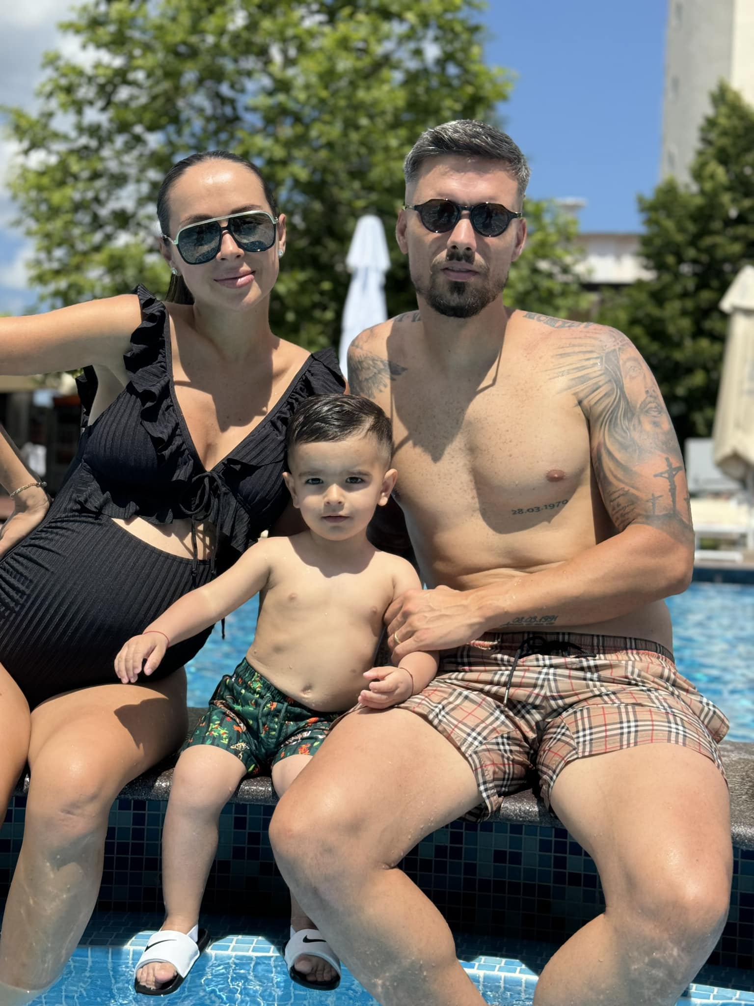 Cine sunt nasii de botez ai lui Isaia, cel de-al doilea copil al Vladutei Lupau 5