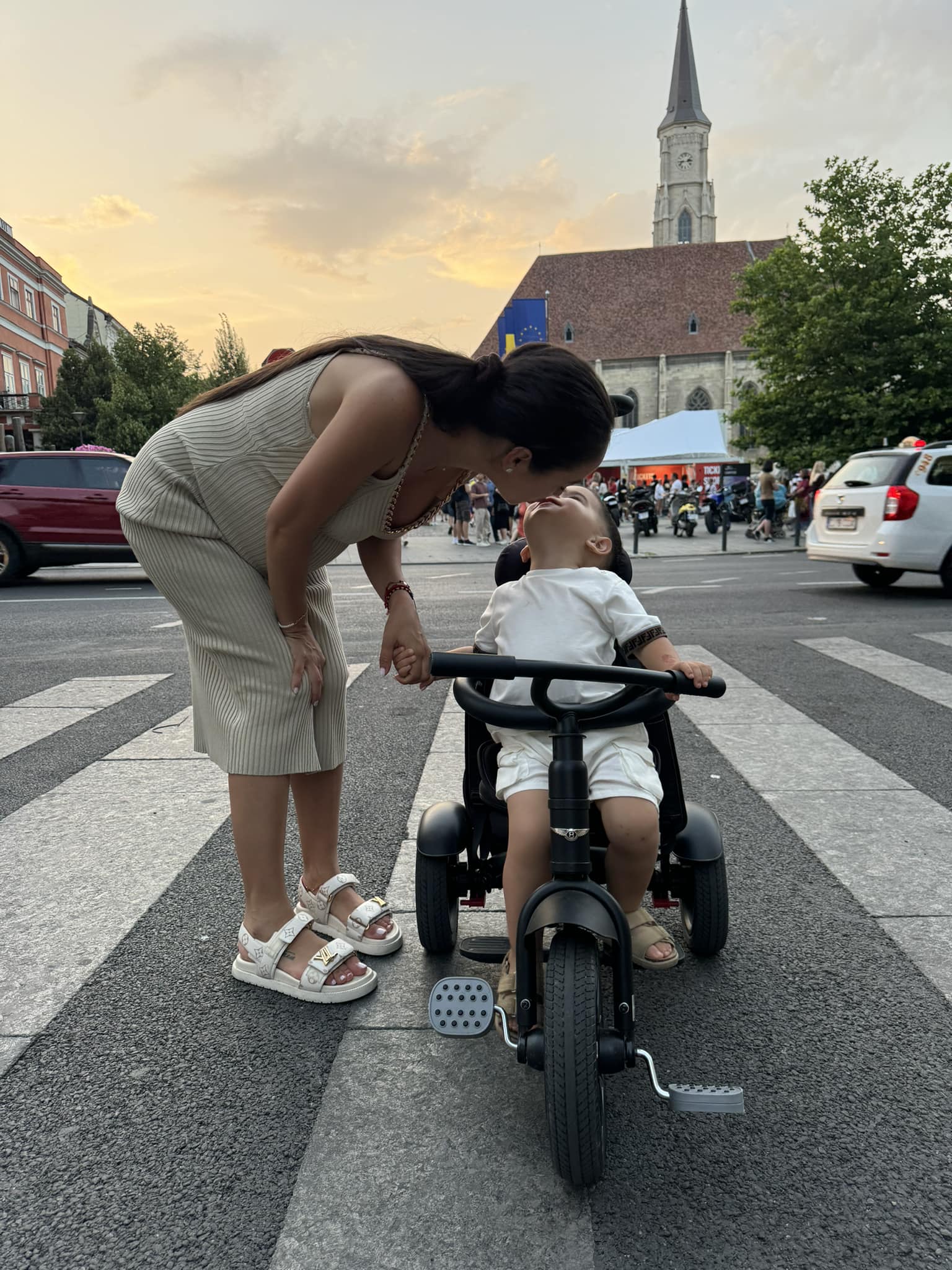 Cine sunt nasii de botez ai lui Isaia, cel de-al doilea copil al Vladutei Lupau 7