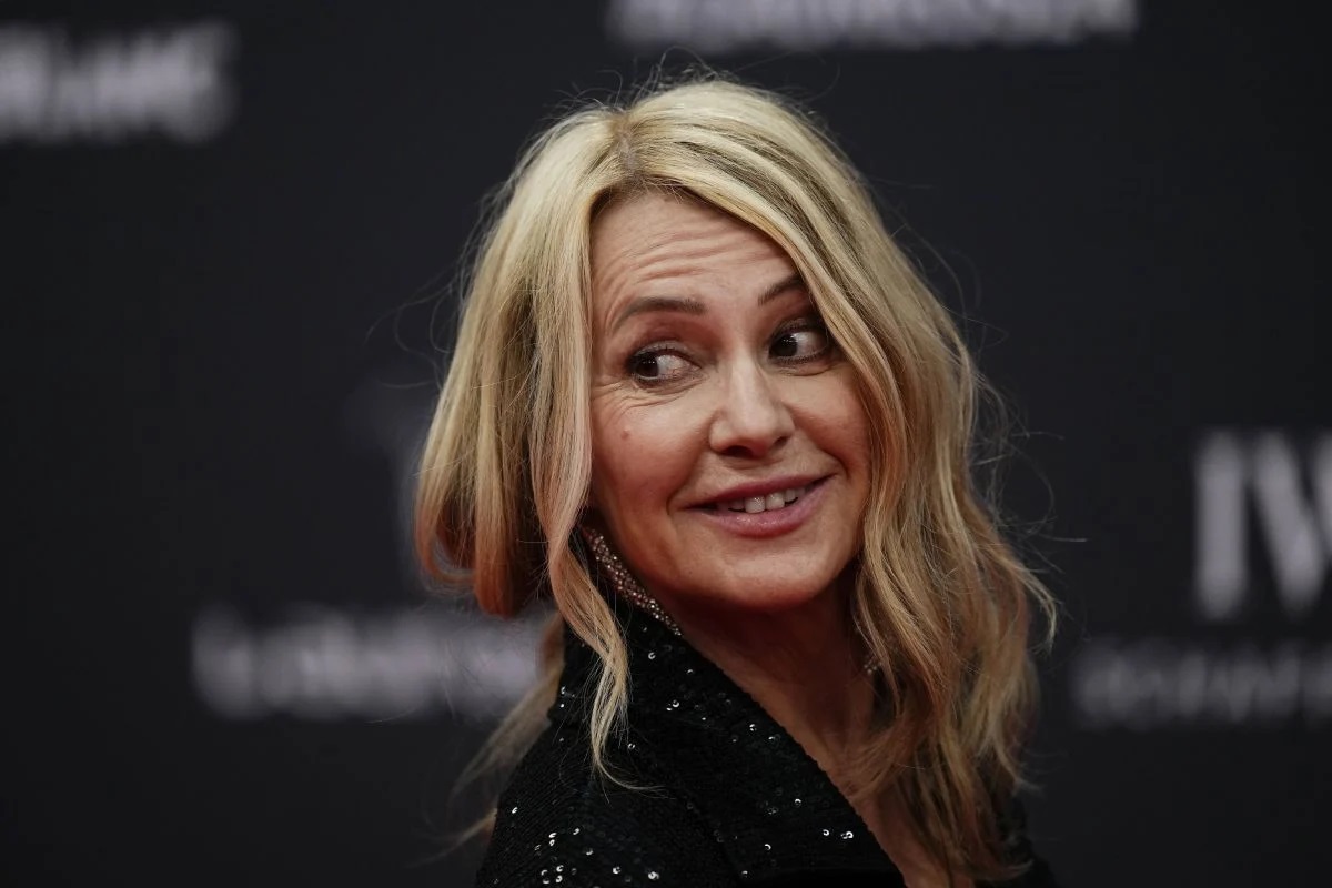 Cum a fost aleasa Nadia Comaneci sa poarte torta olimpica la Paris, alaturi de Serena Williams, Rafael Nadal si Carl Lewis