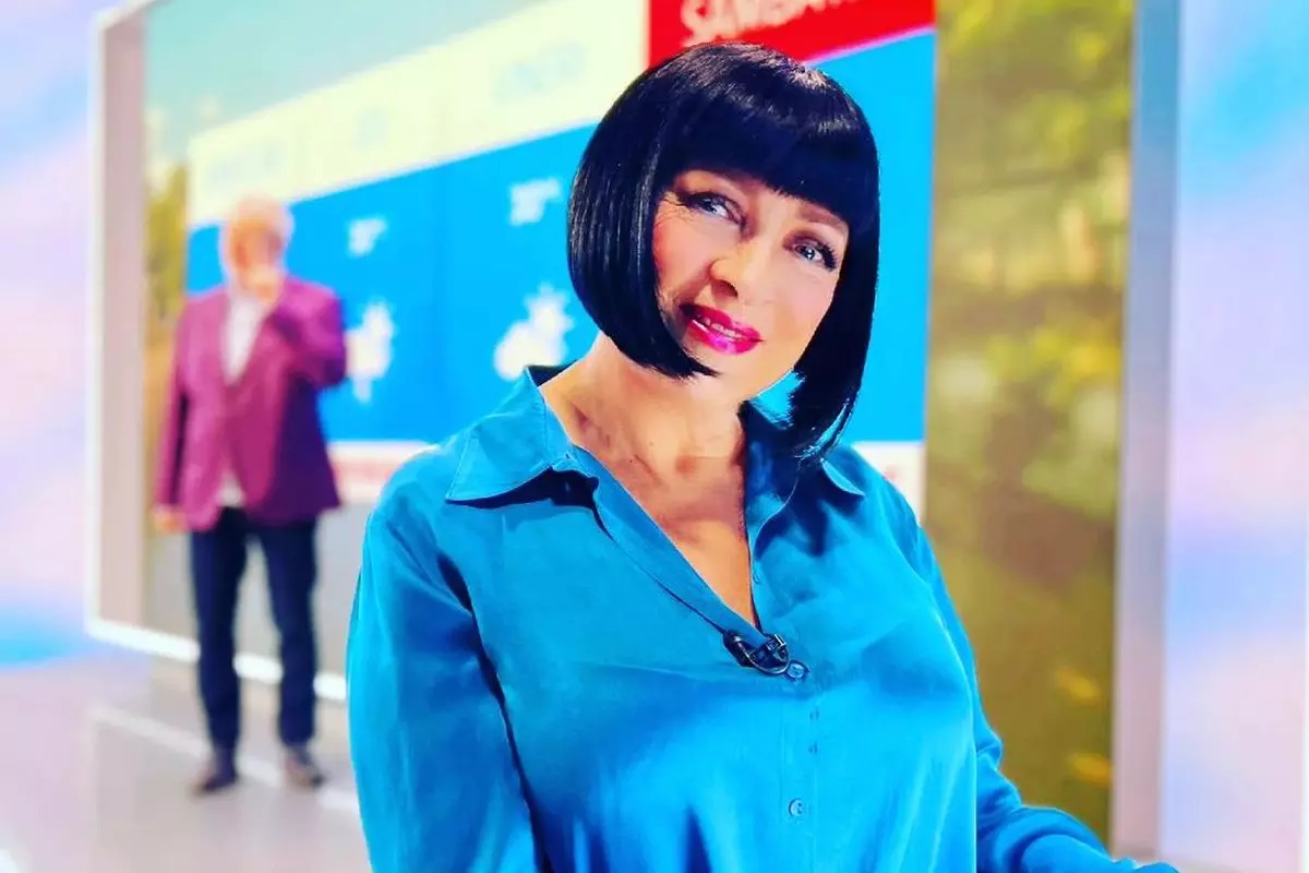 Cum arata o zi din viata lui Neti Sandu Eu ma gandeam ca o să fie ceva simplu. Vedeta nu are timp sa se plictiseasca niciodata