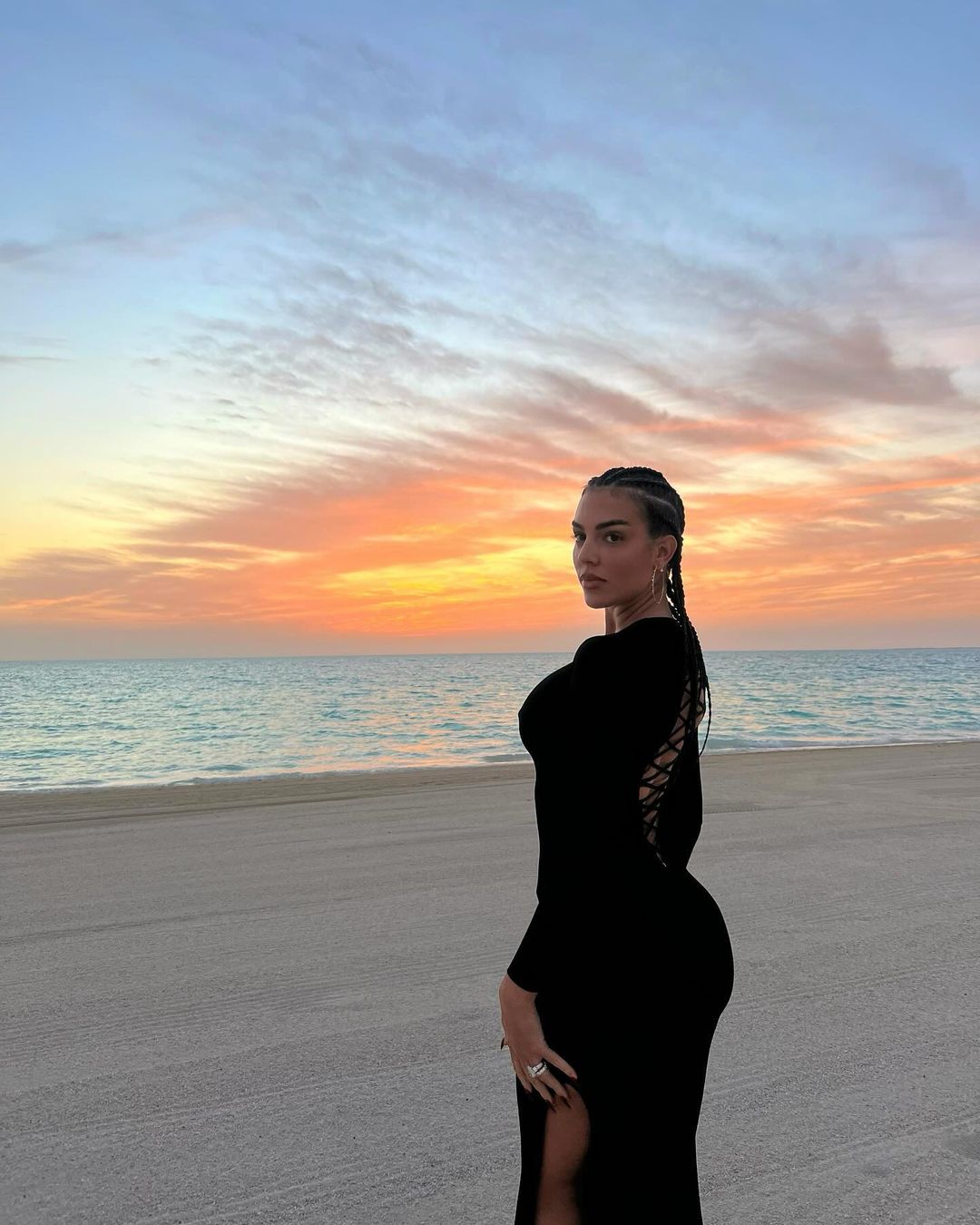 Imagini fierbinți cu Georgina Rodriguez, singura femeie care a reușit să-l cumințească pe Cristiano Ronaldo 6