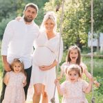 Laura Cosoi a născut al patrulea copil. ”Binecuvântarea vieții noastre”. Ce nume a primit bebelușul