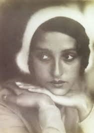 O romanca a fost primul fotomodel din lume 19