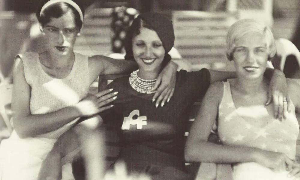 O romanca a fost primul fotomodel din lume 25