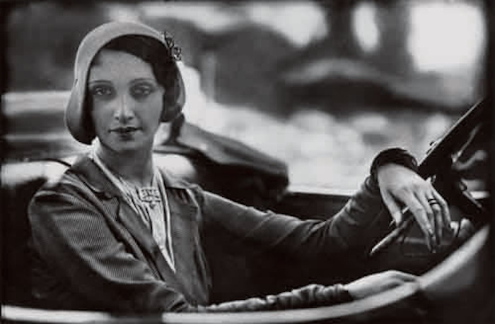 O romanca a fost primul fotomodel din lume 28