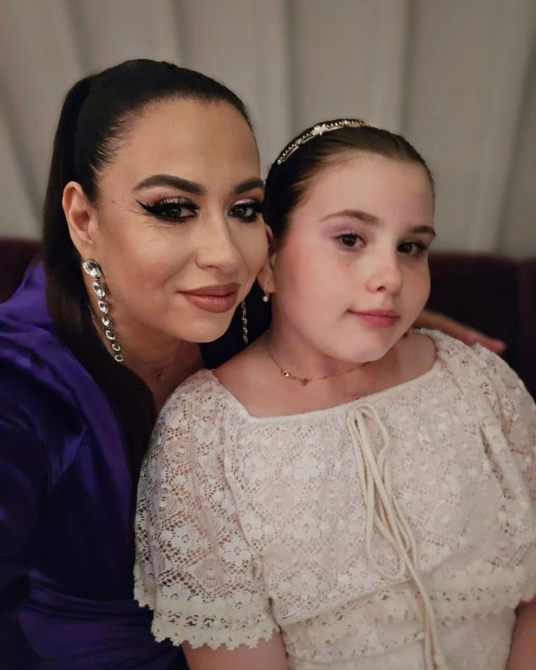 Oana Roman revine in televiziune 11