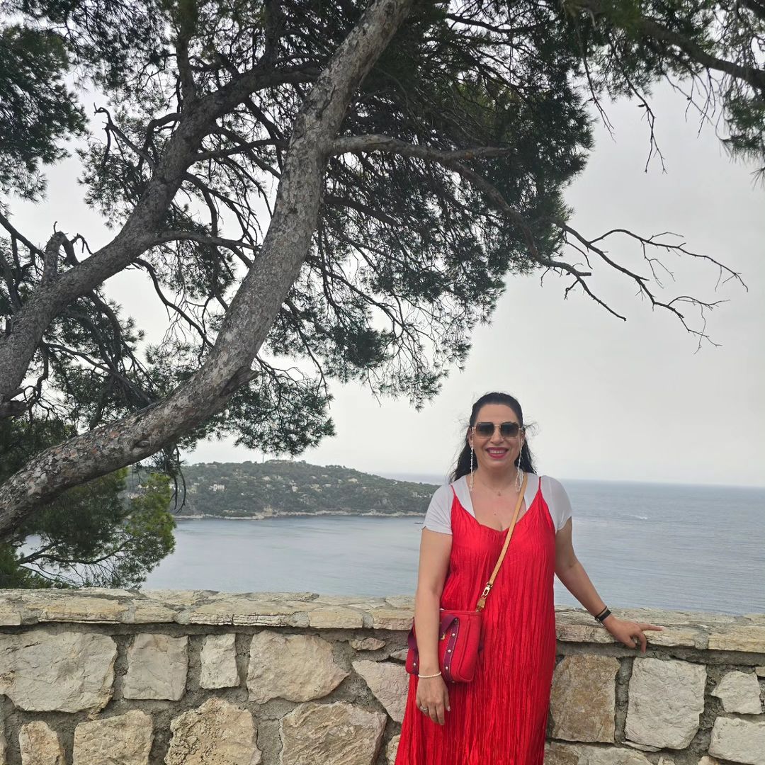 Oana Roman revine in televiziune 16