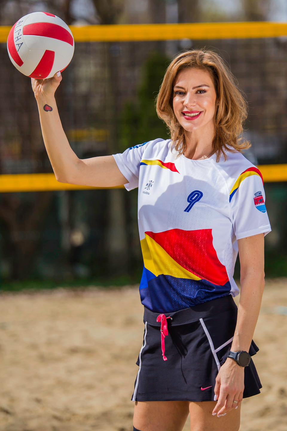 Roxana Ciuhulescu si-a facut o operatie estetica 17