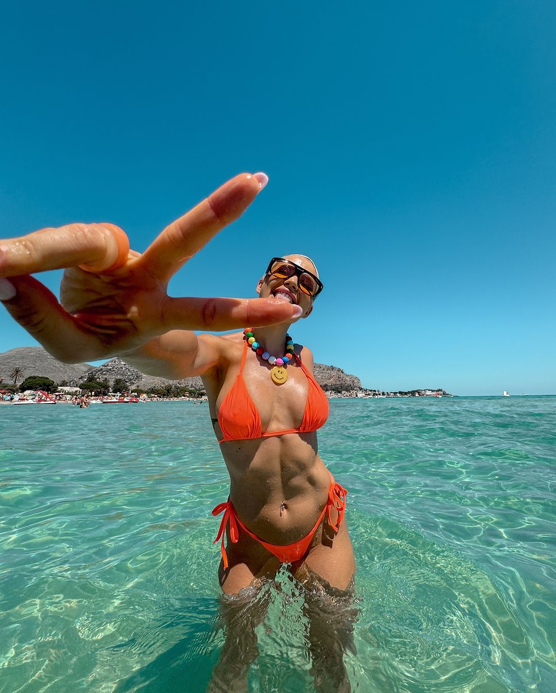 TOP 10 vedete din Romania care fac senzatie la plaja in vara lui 2024 24