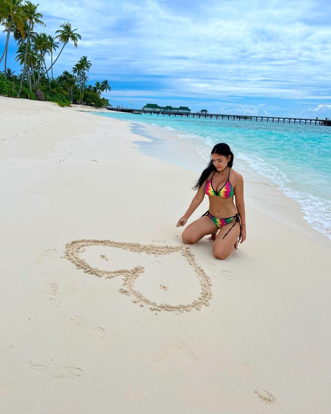 TOP 10 vedete din Romania care fac senzatie la plaja in vara lui 2024 38