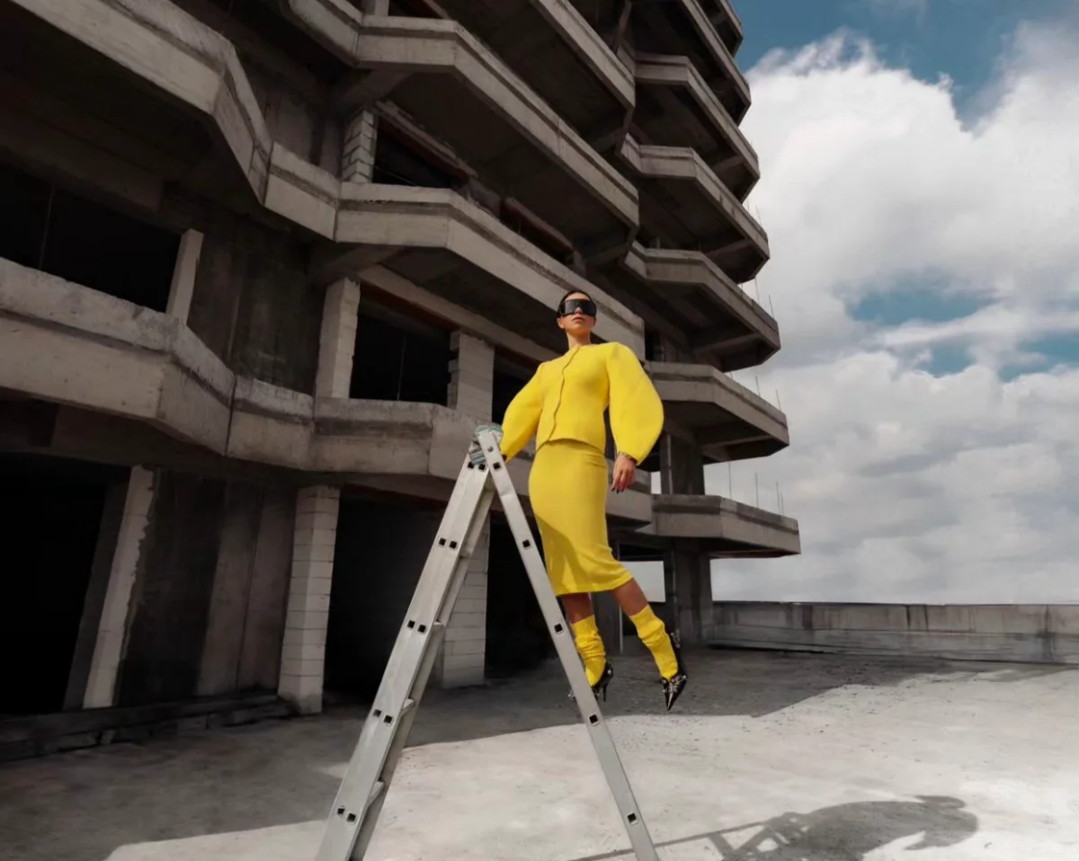 Vedetele din Romania care cheltuiesc o avere pe pantofi 11