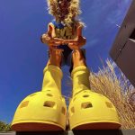 Vedetele din Romania care cheltuiesc o avere pe pantofi 16