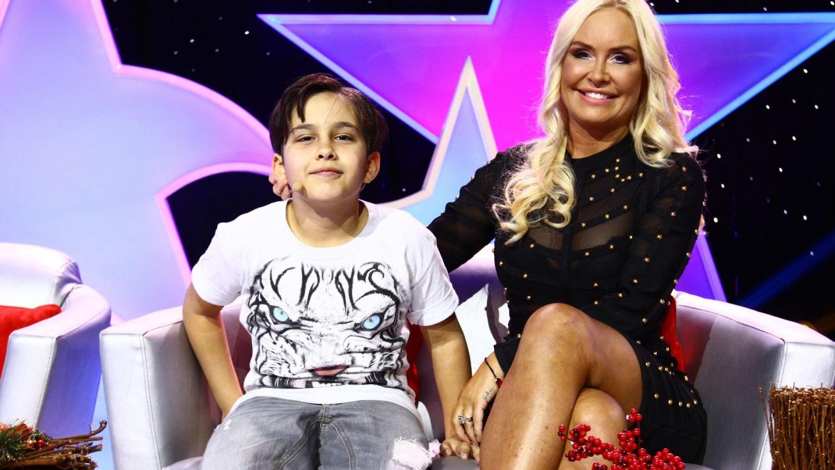 Vica Blochina, imagine rara cu fiul ei si al lui Victor Piturca 7