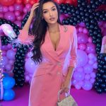 Viviana Sposub, aparitie de infarct intr-un top decoltat si provocator 20