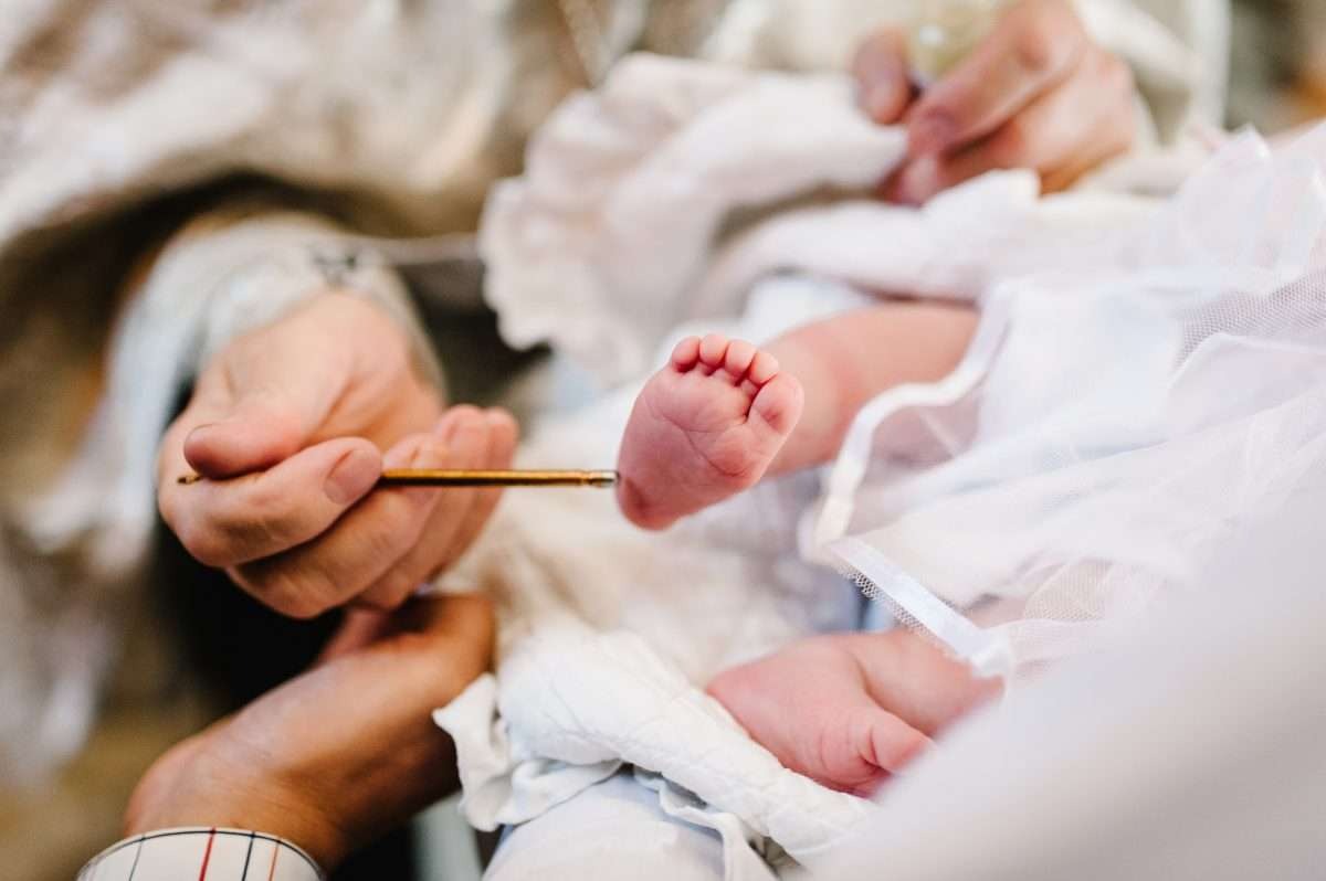 Ce se pune pe tavă la tăierea moțului