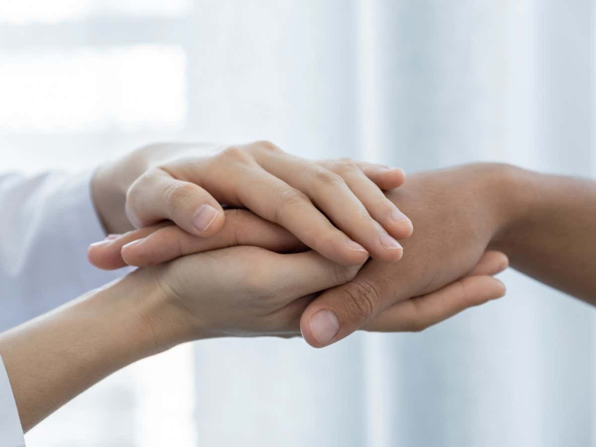 Mâinile ne afectează personalitatea