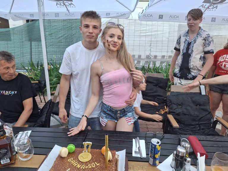 Cine este iubitul Sabrinei Voinea. Nu te-ai fi așteptat ca Andrei să aibă o asemenea ocupație FOTO