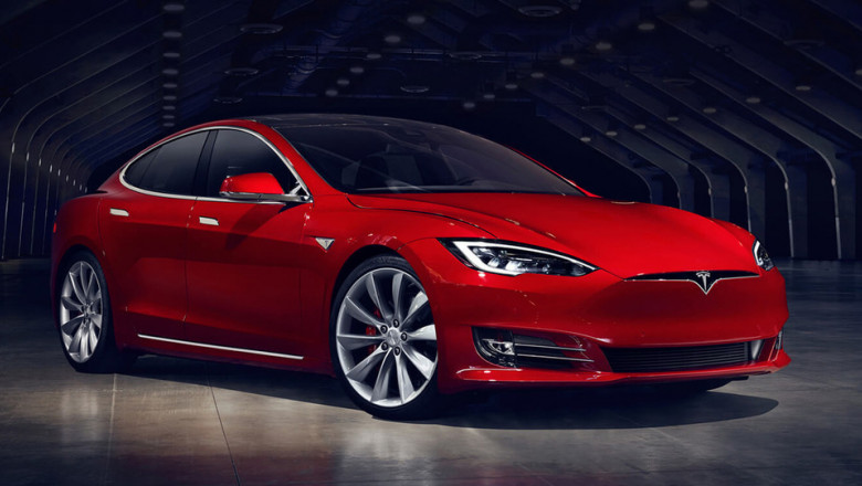 Vărsător: Tesla Model S