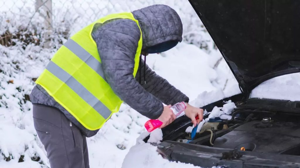 Ce probleme pot apărea iarna la mașină