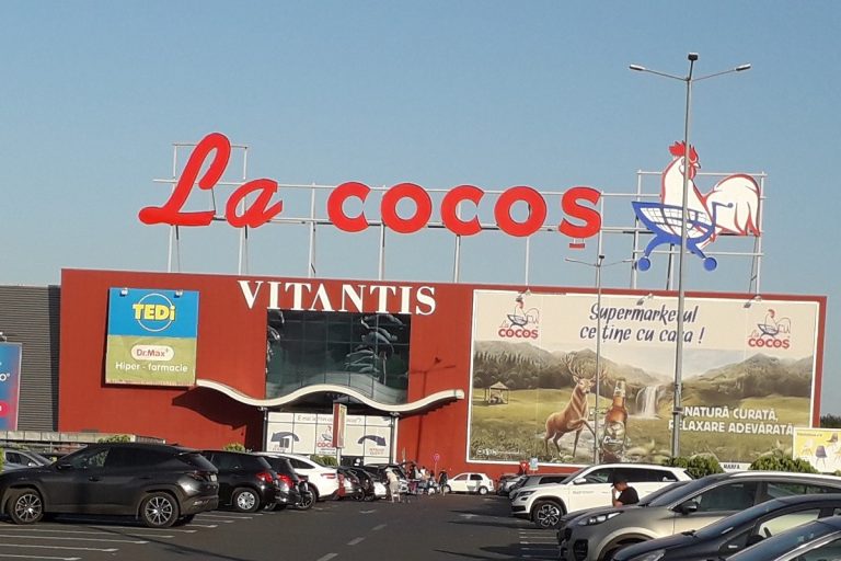 Program supermarket La Cocoș, în luna decembrie