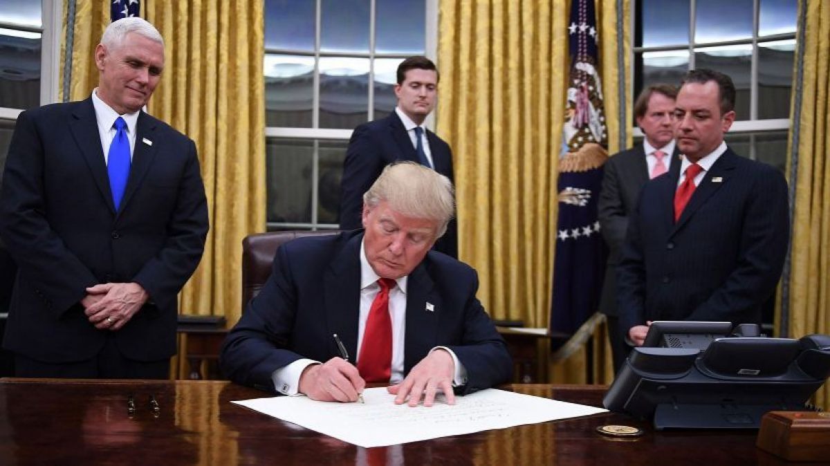 Impactul lui Donald Trump asupra femeilor, după revenirea la Casa Albă