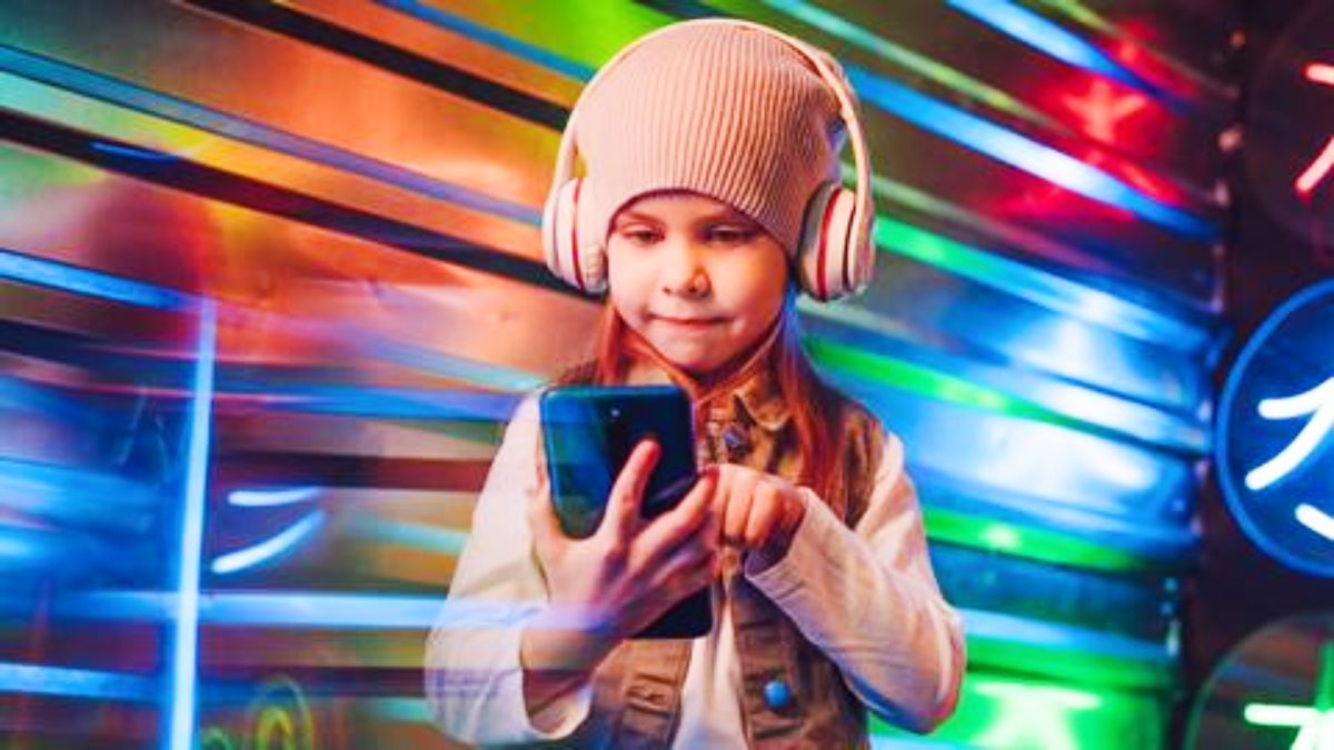 Părinții generației Alfa trebuie să țină cont de fundamentele acestei perioade sociale